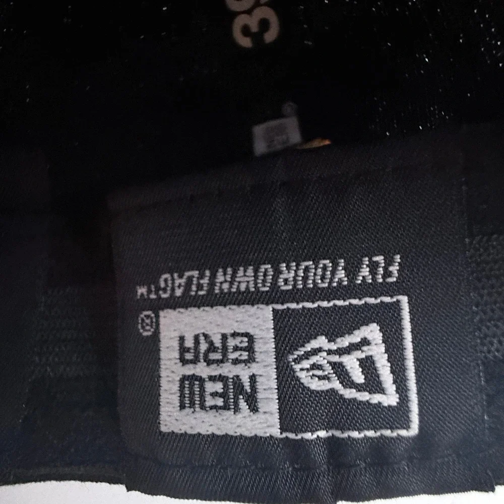 New Era 39THIRTY Panthers Hat M/L Black Embroidered‎ A-Frame Cap NE401